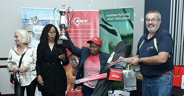 Changing-student-lives-through-golf-2.jpg