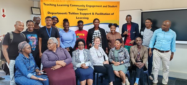 Unisa%27s%20DTSFL%20leads%20empowerment%20visits%20to%20Correctional%20Services%20facilities