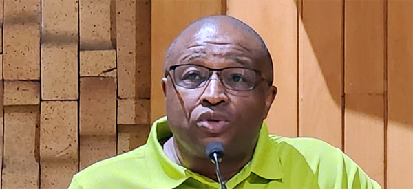 Dr%20M%20Hlongoane%20copy.png