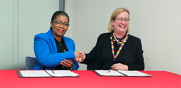 Unisa-VC-sets-Africa-Charter-motion-1.jpg