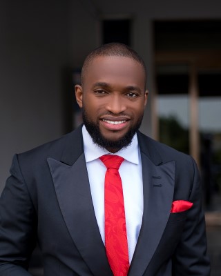 Dr E Ebhuoma
