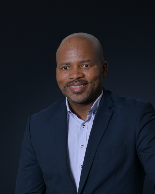 Prof E Nxumalo