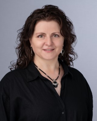 Prof L Liebenberg