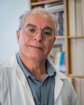 Prof M Maaza