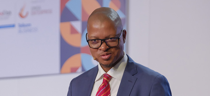 Unisa%20Enterprise%20CEO%20Lesetsa%20Matshekga%20delivered%20the%20Welcome%20Address%20at%20the%20National%20Summit%20on%20Higher%20Education%20and%20Funding_body.jpg